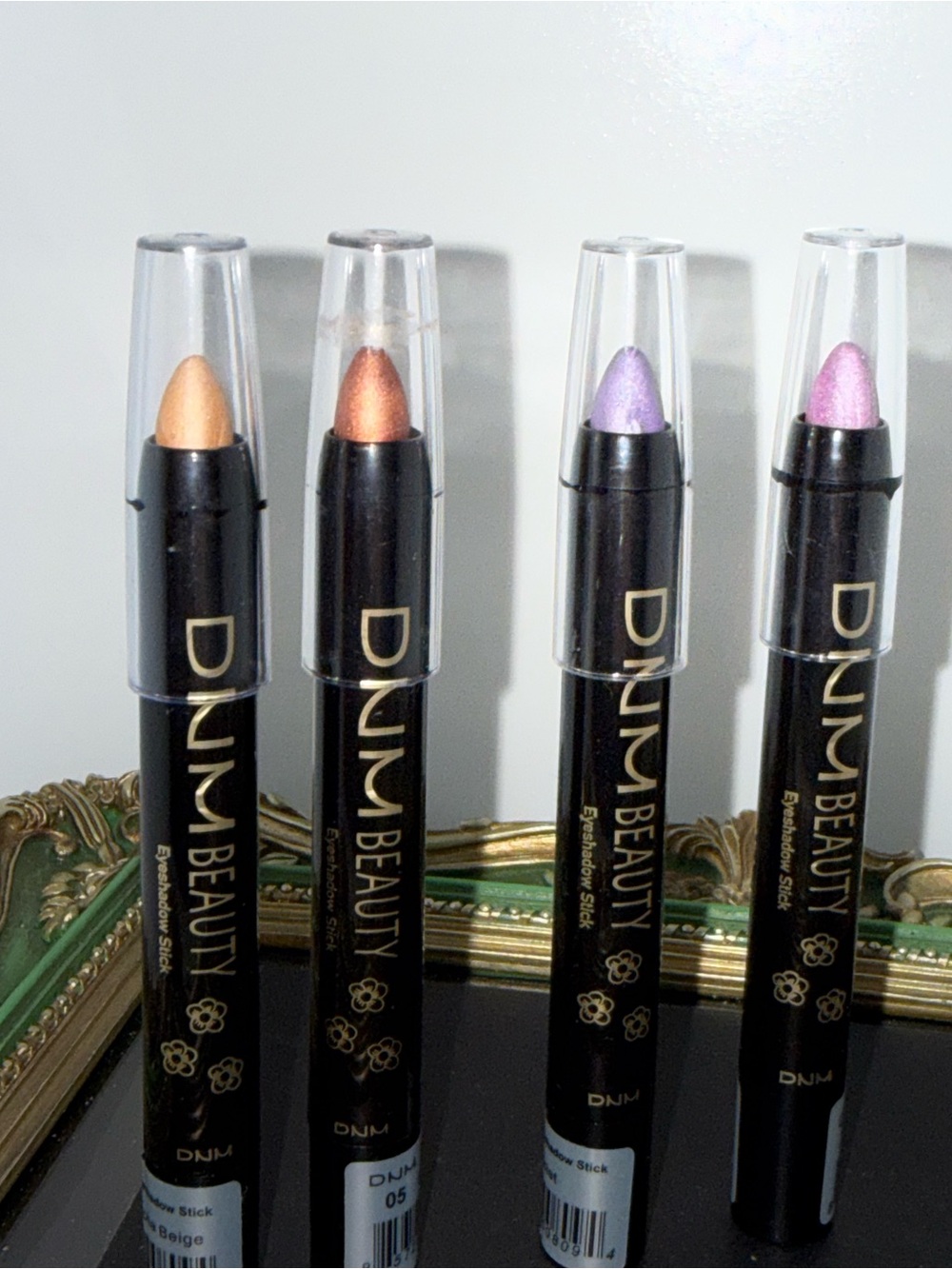 Shimmer Eyeshadow Sticks - Pink, Purple, Bronze, Beige